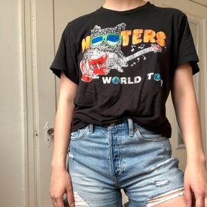 Vintage Hooter's World Tour Tee